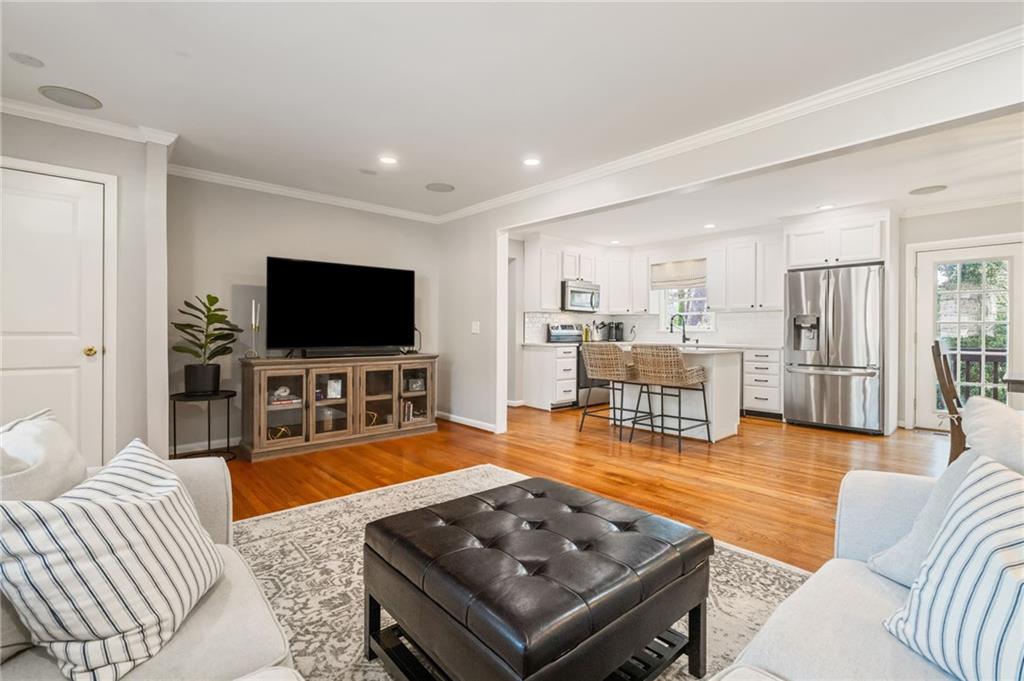 2693 Drew Valley Road Northeast Atlanta, GA 30319 - Photo 6 of 39