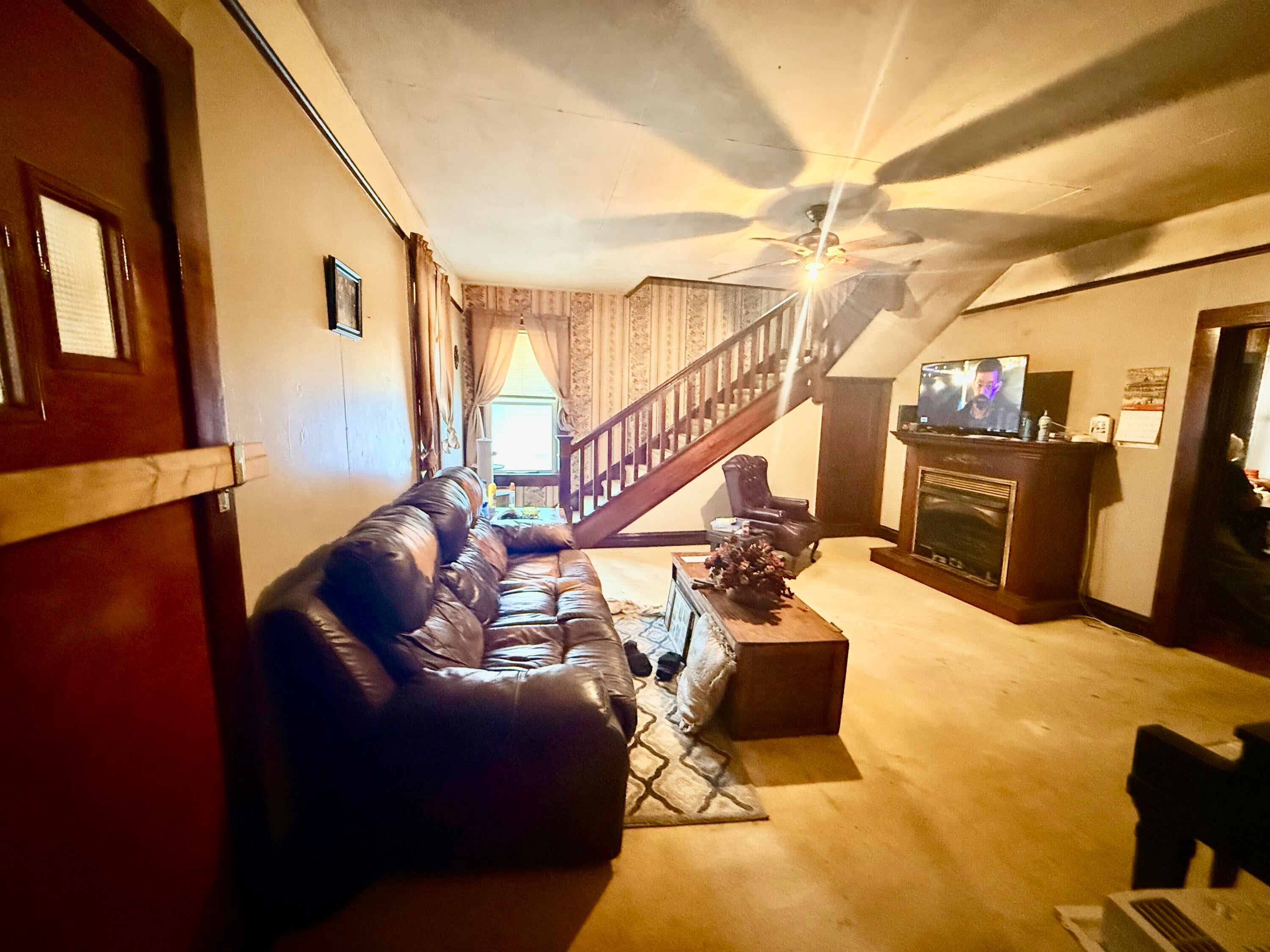 FullSizeRender 8
