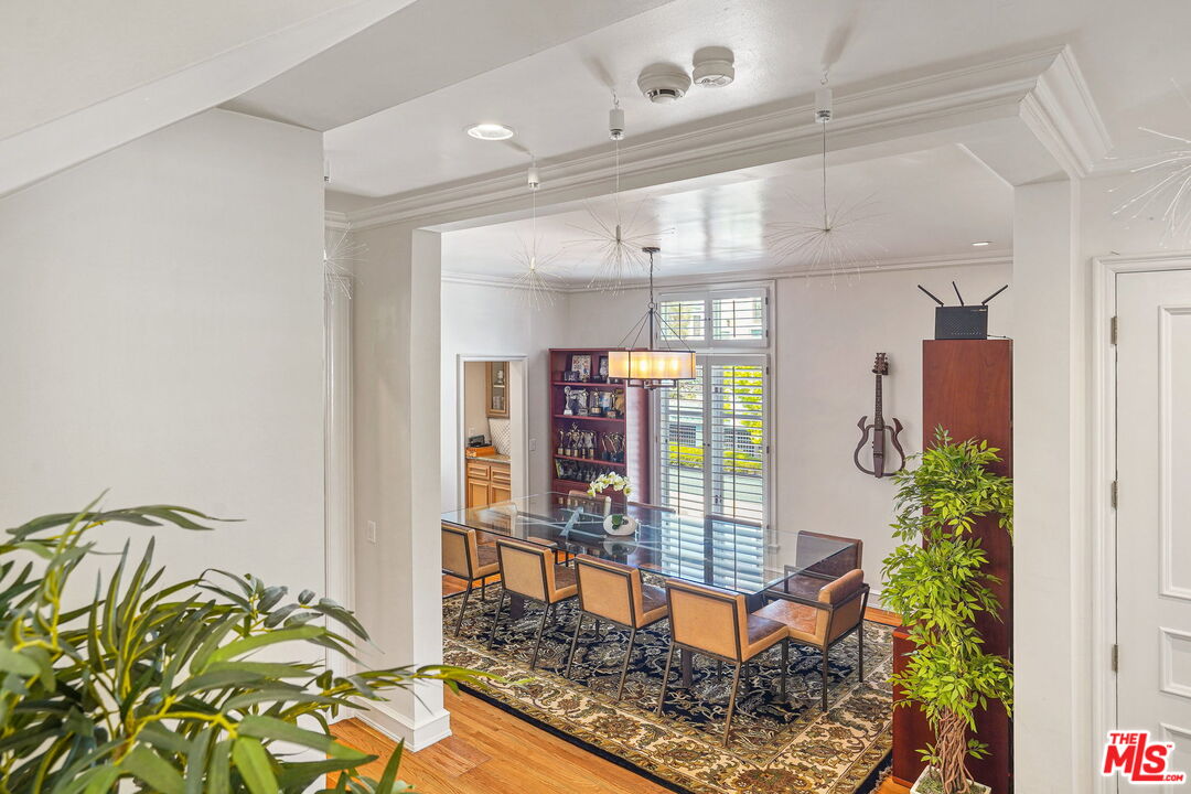 137 Reef Mall Marina del Rey, CA 90292 - Photo 12 of 36