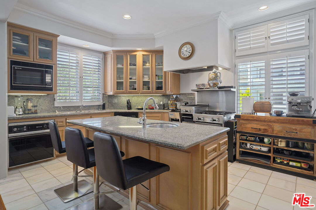 137 Reef Mall Marina del Rey, CA 90292 - Photo 15 of 36