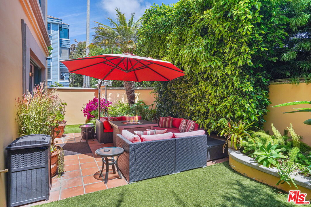 137 Reef Mall Marina del Rey, CA 90292 - Photo 35 of 36