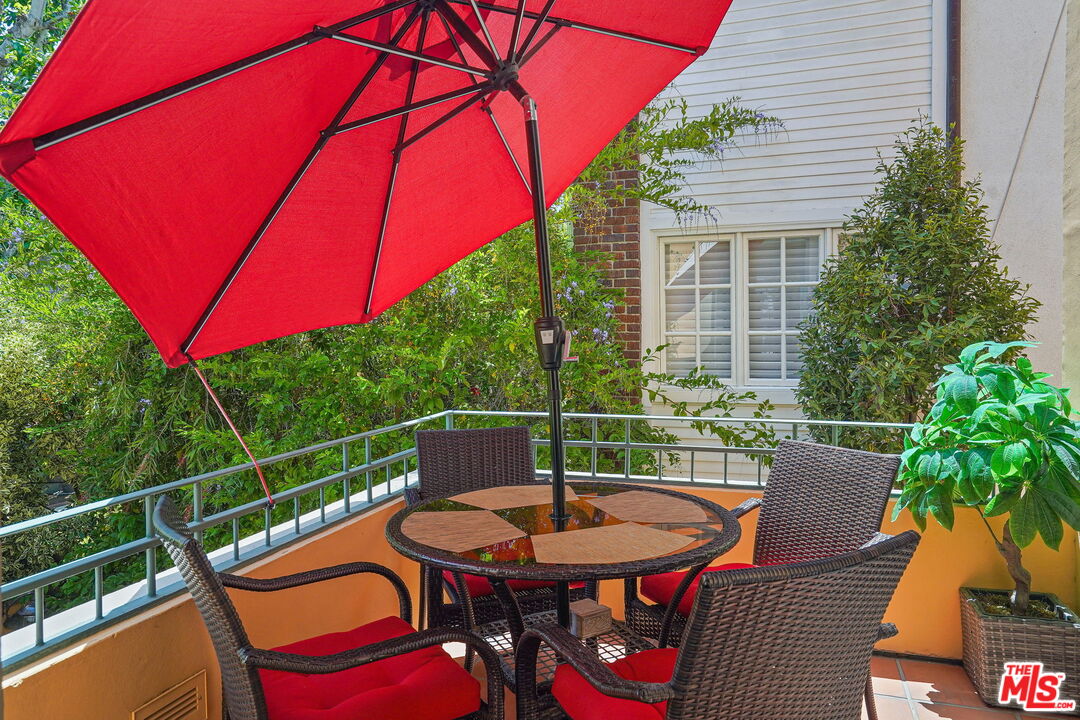 137 Reef Mall Marina del Rey, CA 90292 - Photo 10 of 36