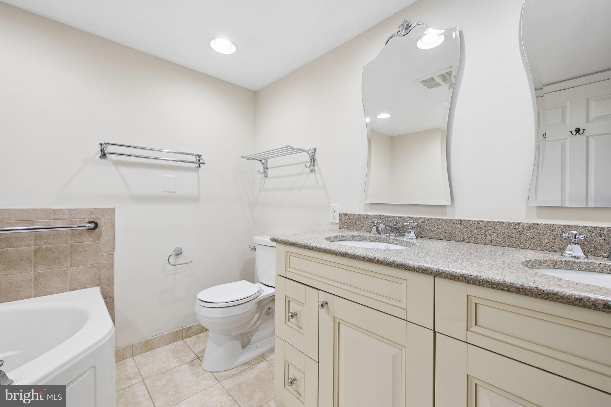 19385 Cypress Ridge Terrace, Unit 317 Leesburg, VA 20176 - Photo 14 of 34
