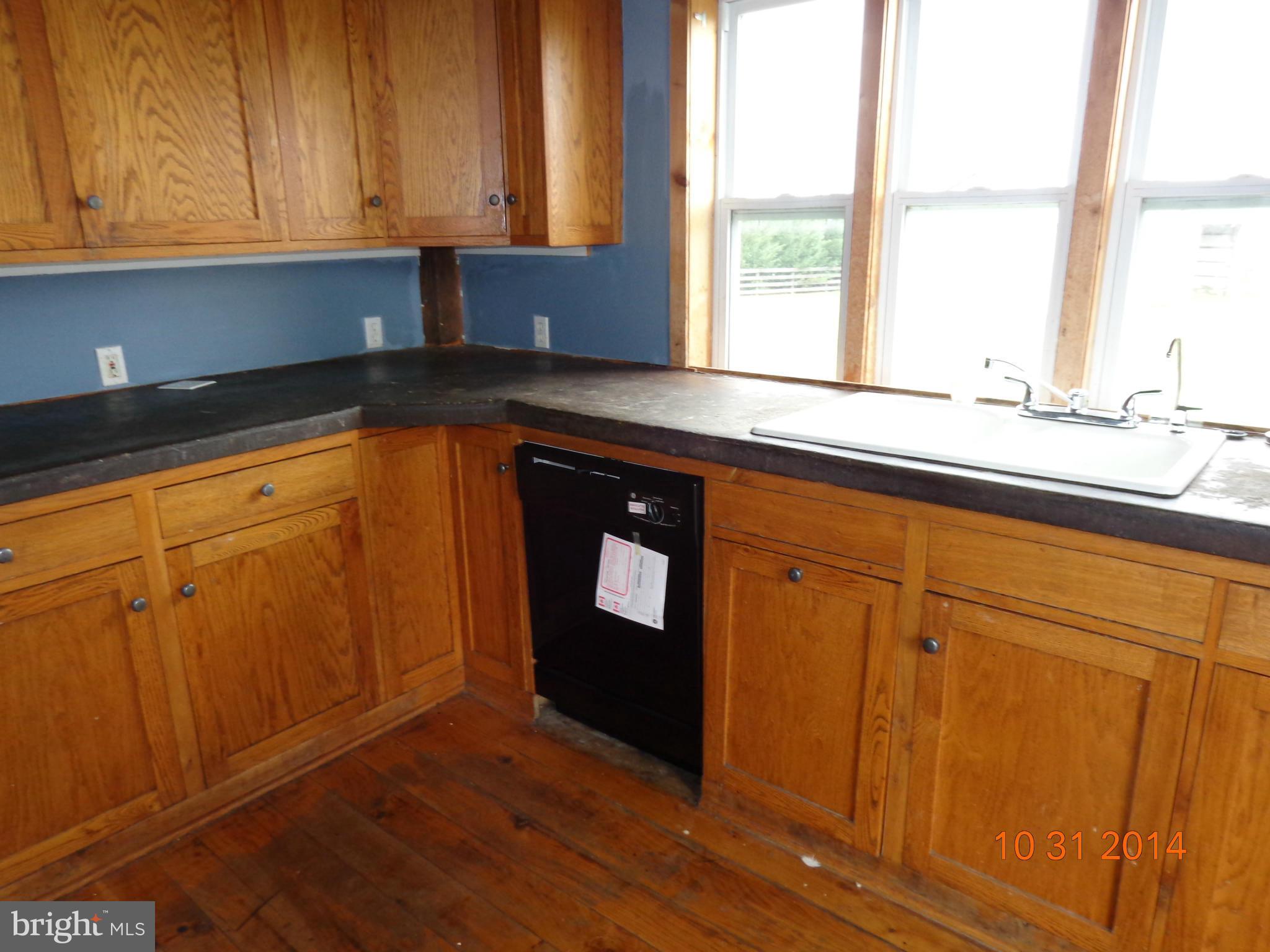 14621 St Paul Road Clear Spring, MD 21722 - Photo 5 of 25 Kitchen