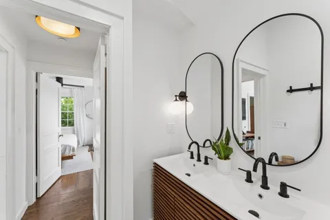 $525,000 | 2905 Dobbs Avenue, Nashville, TN 37211