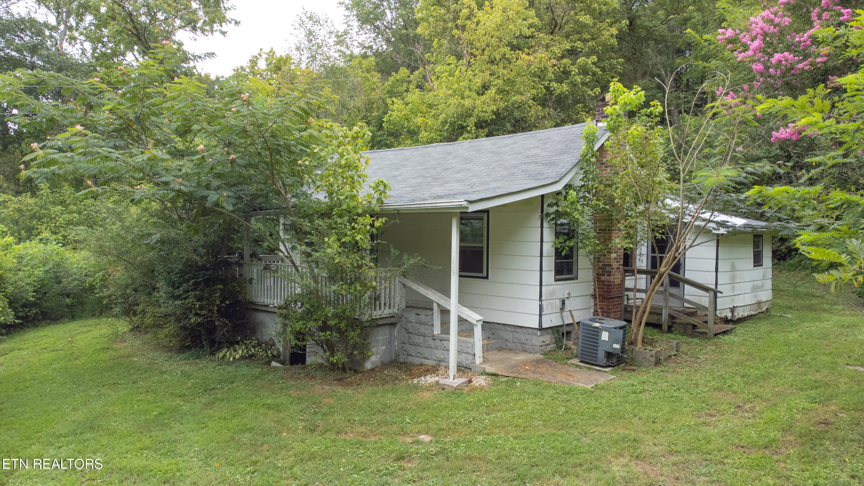 295 Carroll Hollow Road Clinton, TN 37716 - Photo 1 of 20 Carroll Hollow Road-3