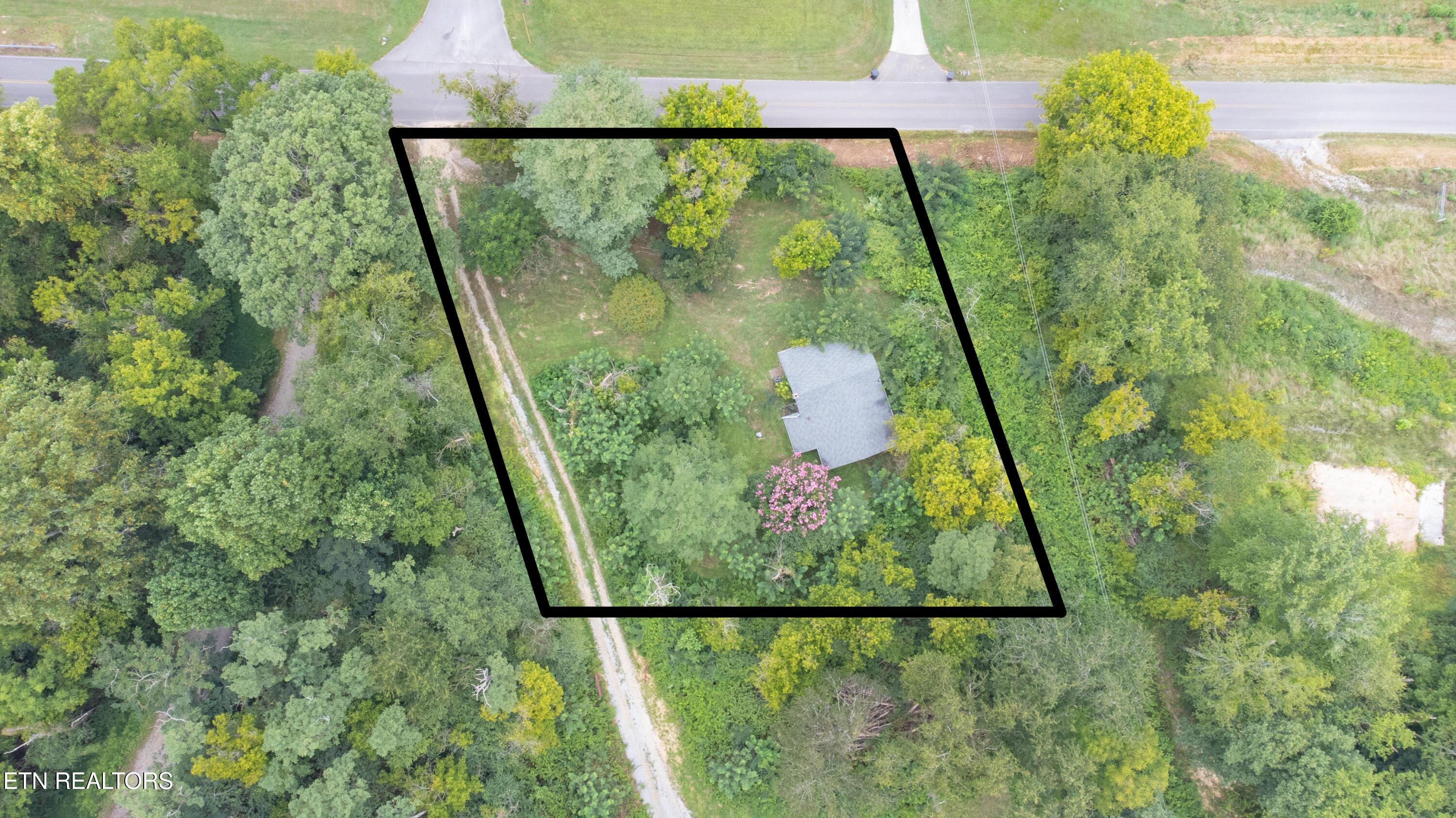 295 Carroll Hollow Road Clinton, TN 37716 - Photo 12 of 20 4