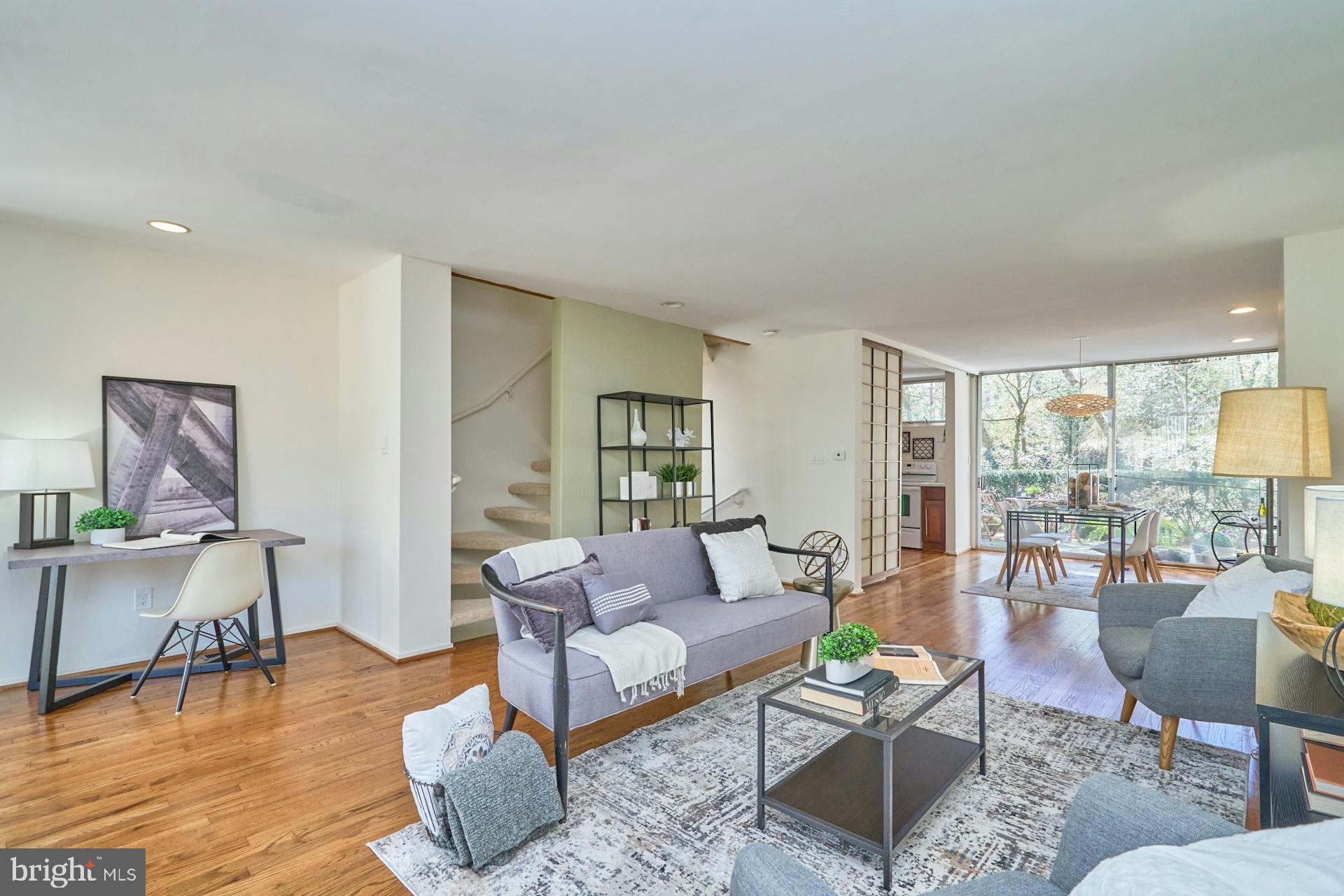 11501 Hickory Cluster Reston, VA 20190 - Photo 6 of 54