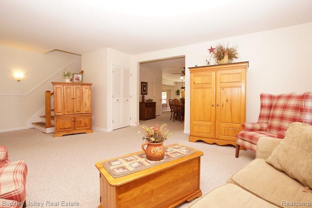 9385 Spencer Road South Lyon, MI 48178 - Photo 10 of 28 Enlosed Staircase