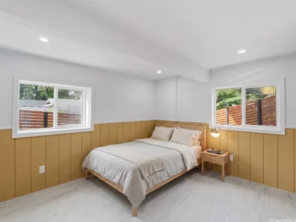 $948,000 | 2702 Nihi Street, Honolulu, HI 96819