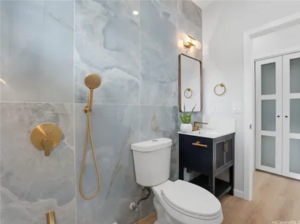 $948,000 | 2702 Nihi Street, Honolulu, HI 96819