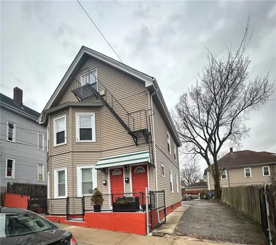 $2,000 | 23 Cutler Street, Unit 2A, Providence, RI 02909