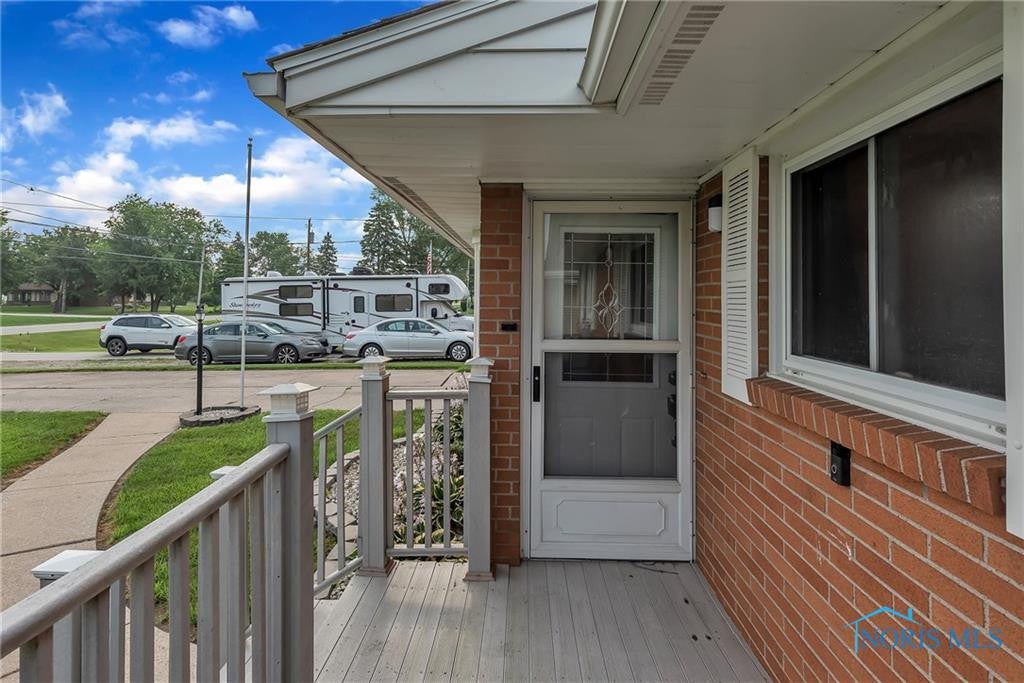 4360 Pickle Road Oregon, OH 43616 - Photo 3 of 31 Gallery Image 3