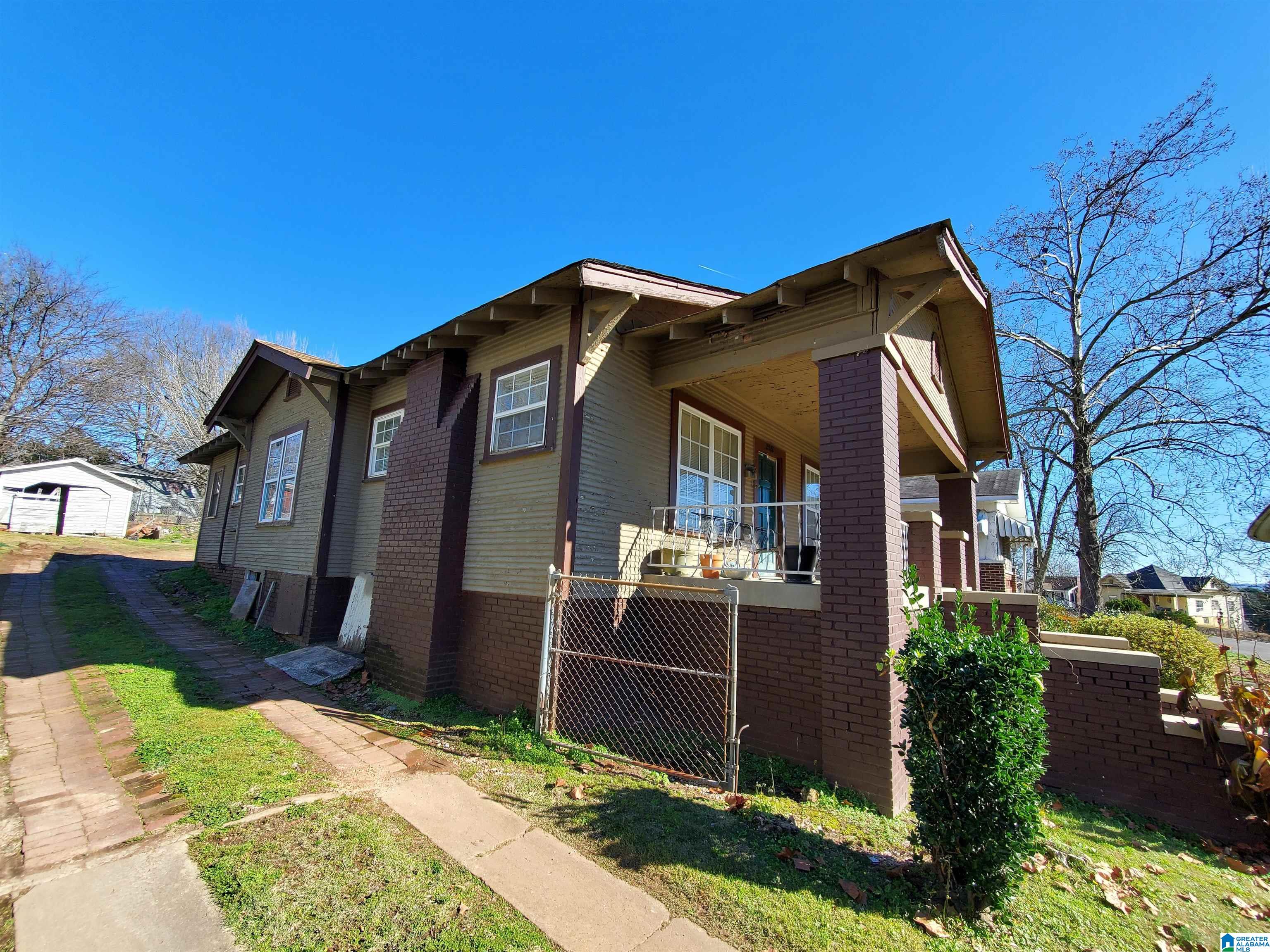2528 25th Street Southwest Birmingham, AL 35211 - Photo 4 of 17