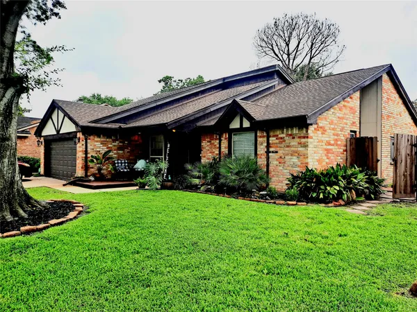 $2,150 | 20010 Fort Bowie Court, Katy, TX 77449