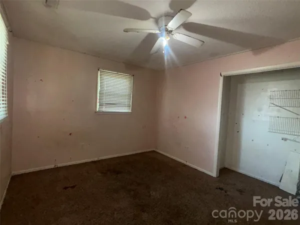 $224,900 | 2618 32nd Avenue Northeast, Hickory, NC 28601