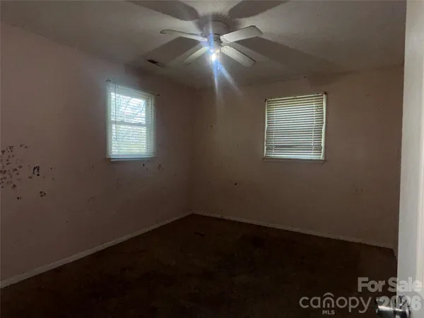 $224,900 | 2618 32nd Avenue Northeast, Hickory, NC 28601