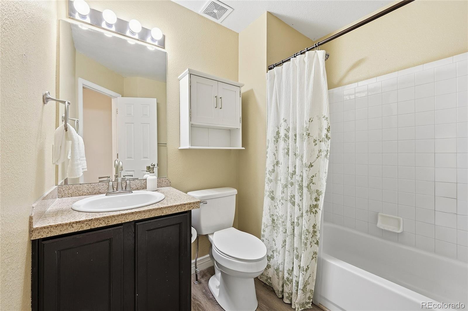 9688 Whitecliff Place Highlands Ranch, CO 80129 - Photo 21 of 36