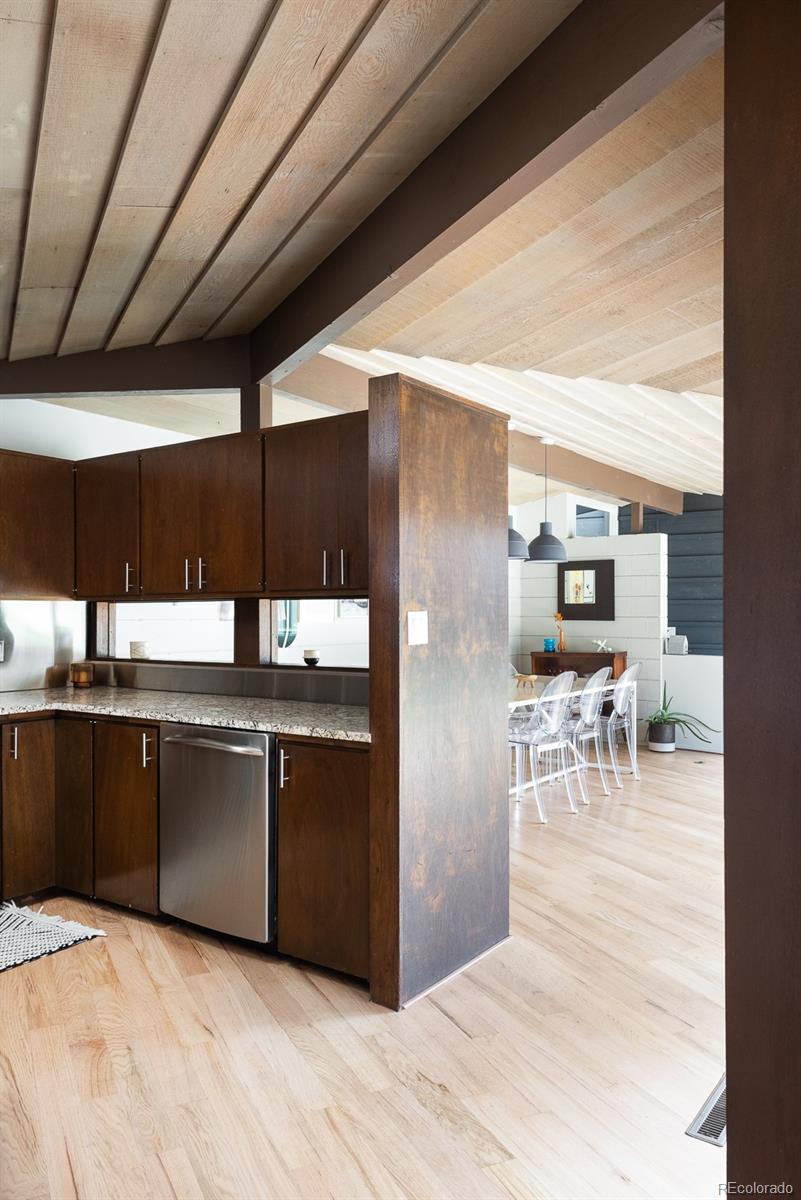 5475 South Mohawk Road Littleton, CO 80123 - Photo 12 of 39