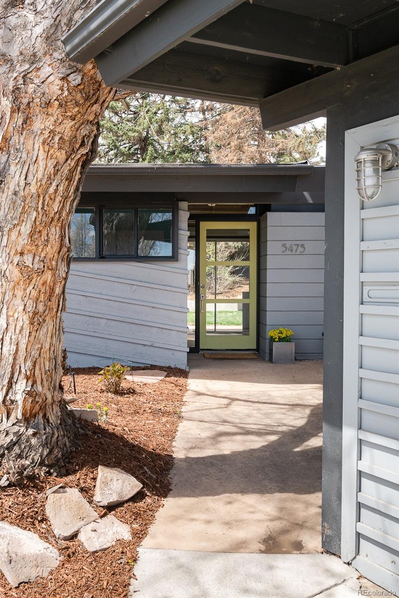 5475 South Mohawk Road Littleton, CO 80123 - Photo 2 of 39