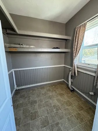 $1,800 | 23 Stoneland Road, Unit 2, Worcester, MA 01603