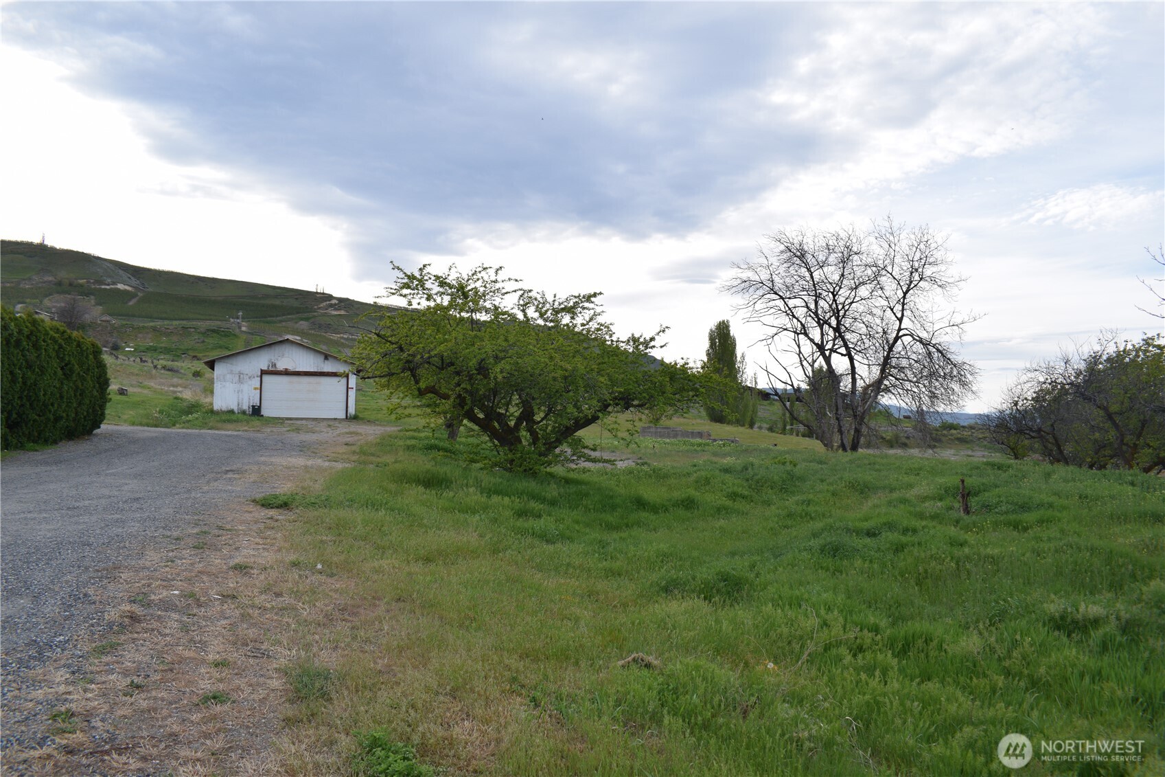 2677 West Malaga Road Malaga, WA 98828 - Photo 1 of 9