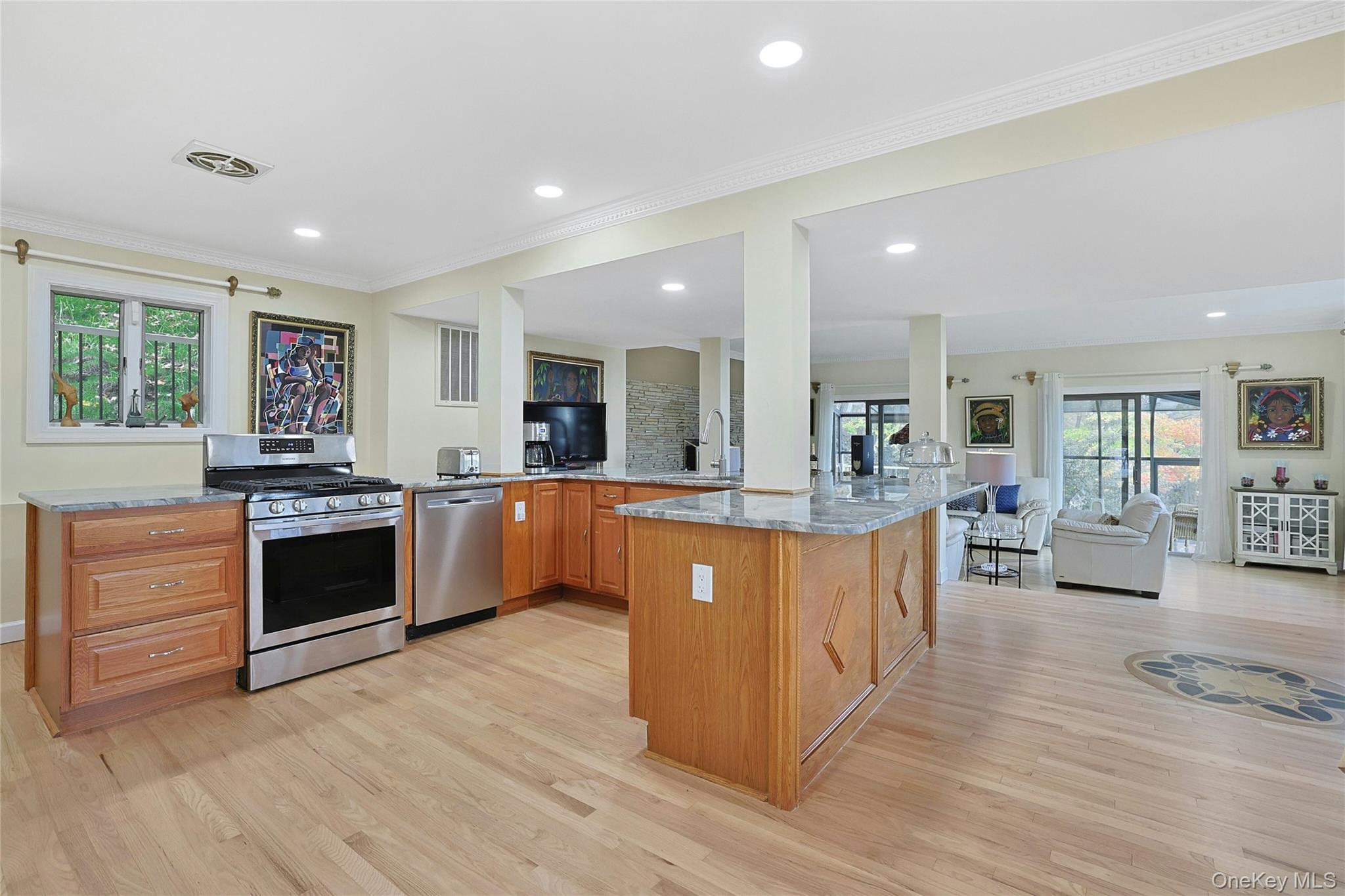 908 Rte 9W Nyack, NY 10960 - Photo 9 of 42 Gallery Image 9