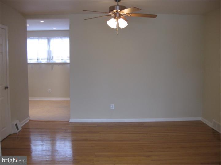 3134 Derry Road Philadelphia, PA 19154 - Photo 4 of 22 Dining Room