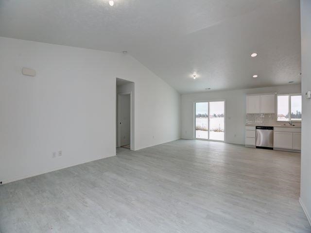 10615 West Salmonberry Road Cheney, WA 99004 - Photo 6 of 20