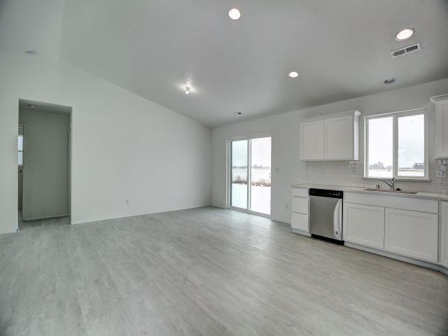 10615 West Salmonberry Road Cheney, WA 99004 - Photo 7 of 20