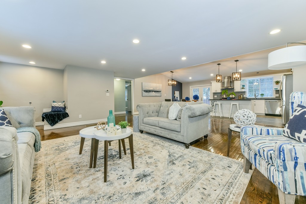 9 Dartmouth Road Marblehead, MA 01945 - Photo 12 of 29