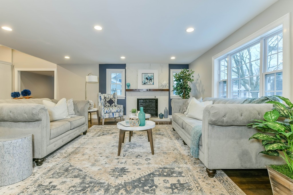 9 Dartmouth Road Marblehead, MA 01945 - Photo 15 of 29