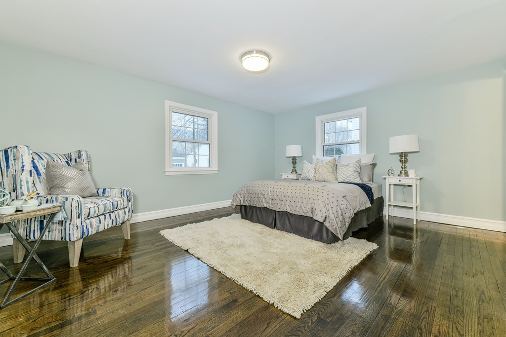 9 Dartmouth Road Marblehead, MA 01945 - Photo 16 of 29