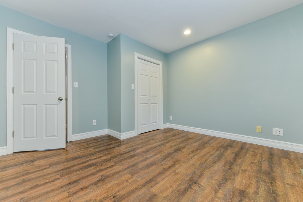 9 Dartmouth Road Marblehead, MA 01945 - Photo 23 of 29