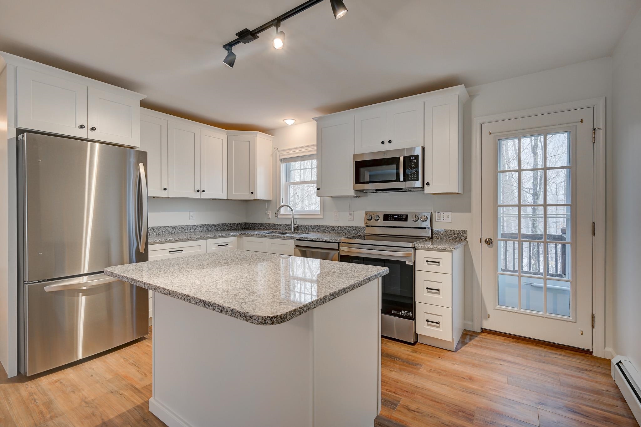 22 Bern Drive Madison, NH 03849 - Photo 4 of 31