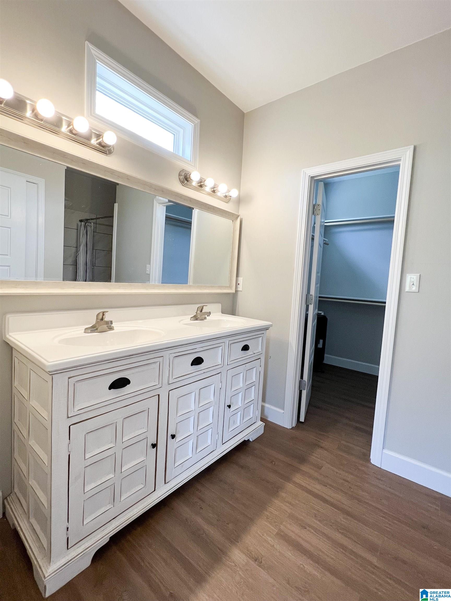 329 Southwest 2nd Street Roanoke, AL 36274 - Photo 5 of 43