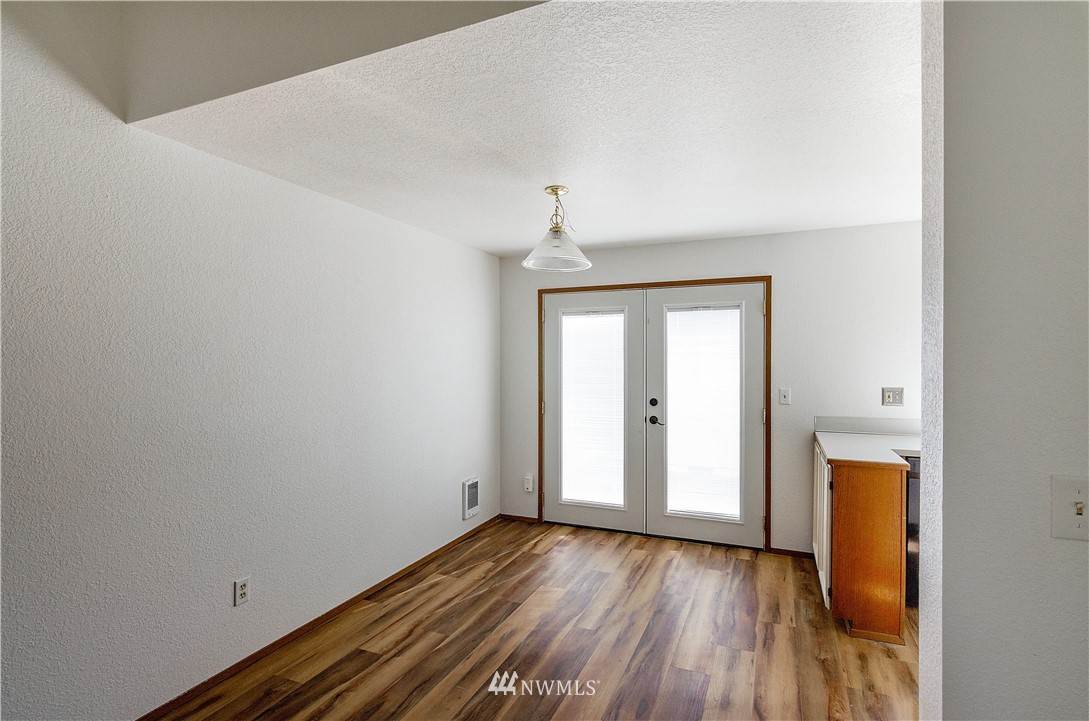 1478 Diamond Road Southeast Lacey, WA 98503 - Photo 6 of 19 Gallery Image 6