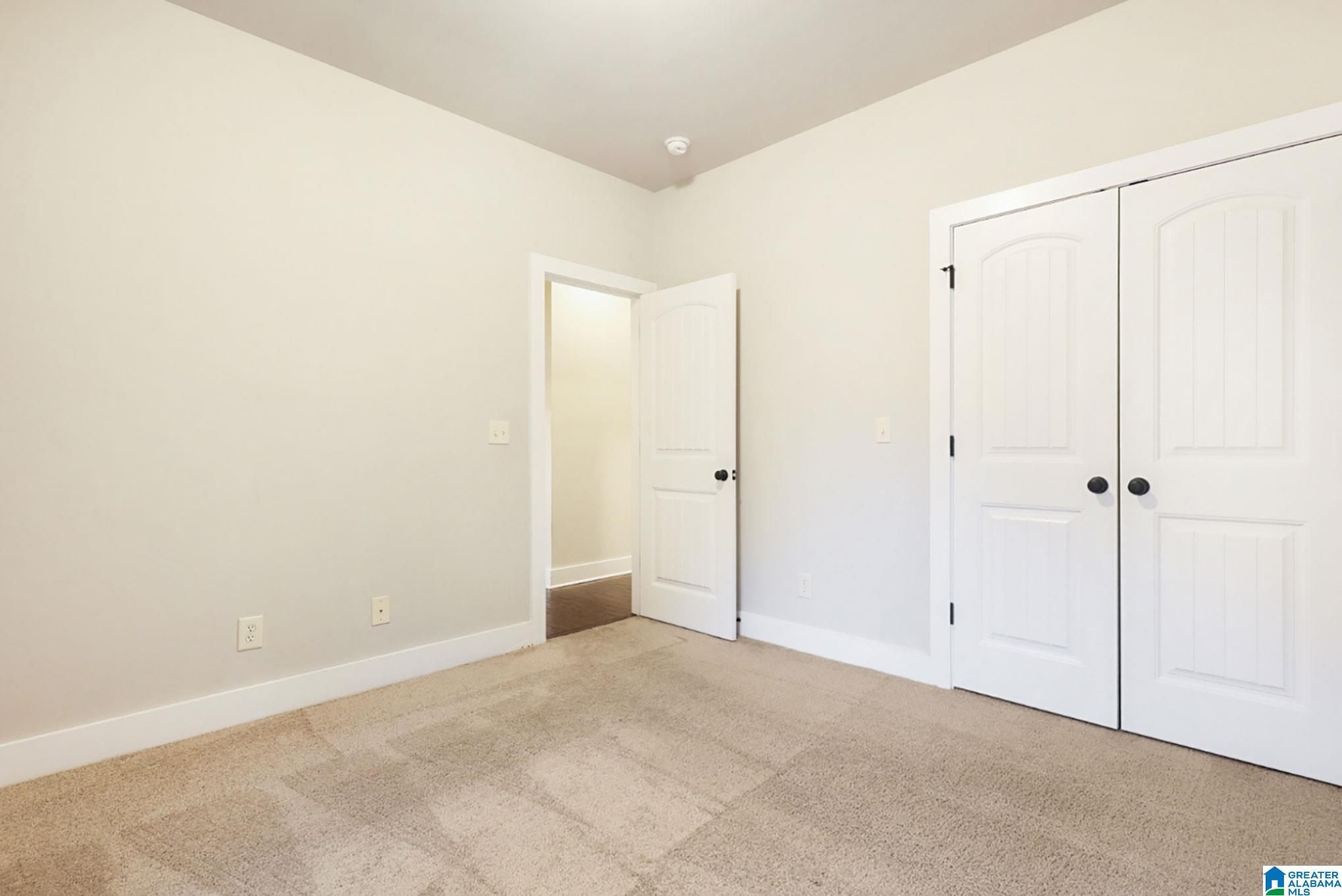 1252 Grants Way Birmingham, AL 35210 - Photo 18 of 24