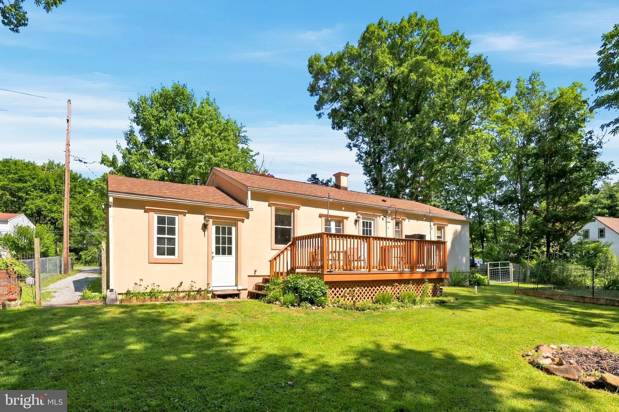 1372 Birch Road Upper Black Eddy, PA 18972 - Photo 32 of 38
