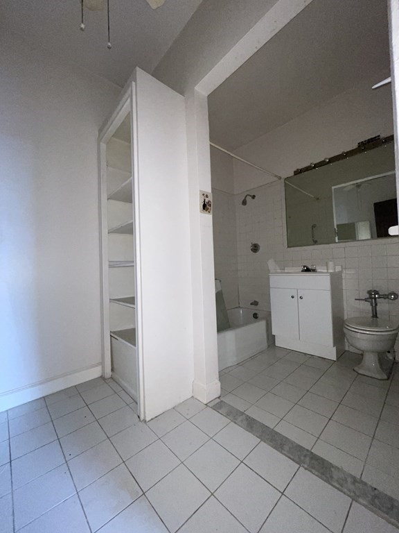 140 Chestnut Street, Unit 820 Springfield, MA 01103 - Photo 14 of 23
