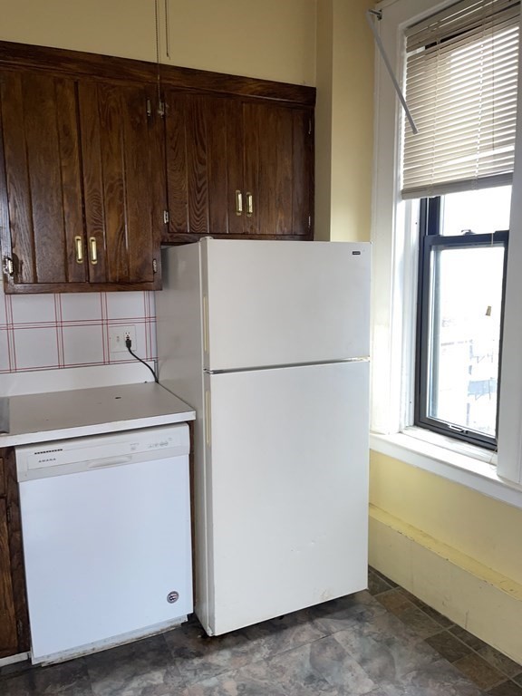 140 Chestnut Street, Unit 820 Springfield, MA 01103 - Photo 8 of 23
