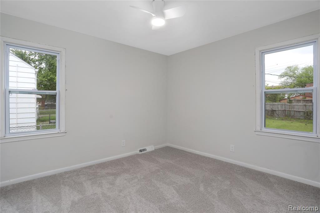 8679 Burt Road Detroit, MI 48228 - Photo 10 of 13
