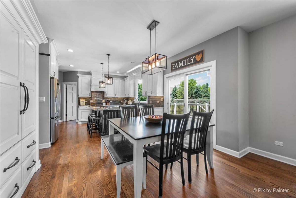 1712 Squirrel Trail Cary, IL 60013 - Photo 13 of 56