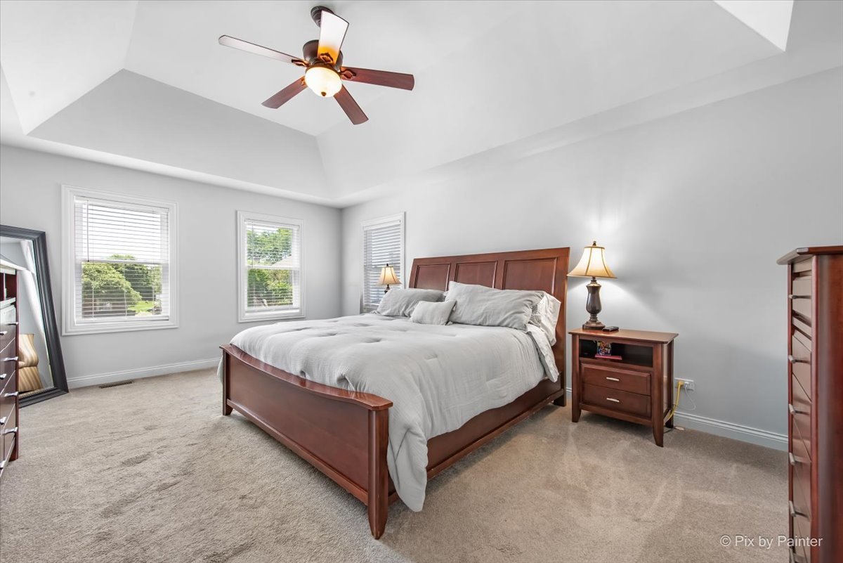 1712 Squirrel Trail Cary, IL 60013 - Photo 23 of 56