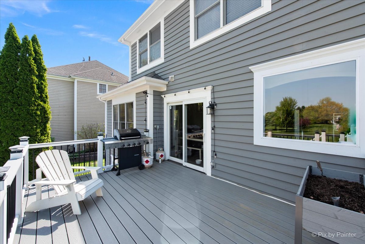 1712 Squirrel Trail Cary, IL 60013 - Photo 39 of 56