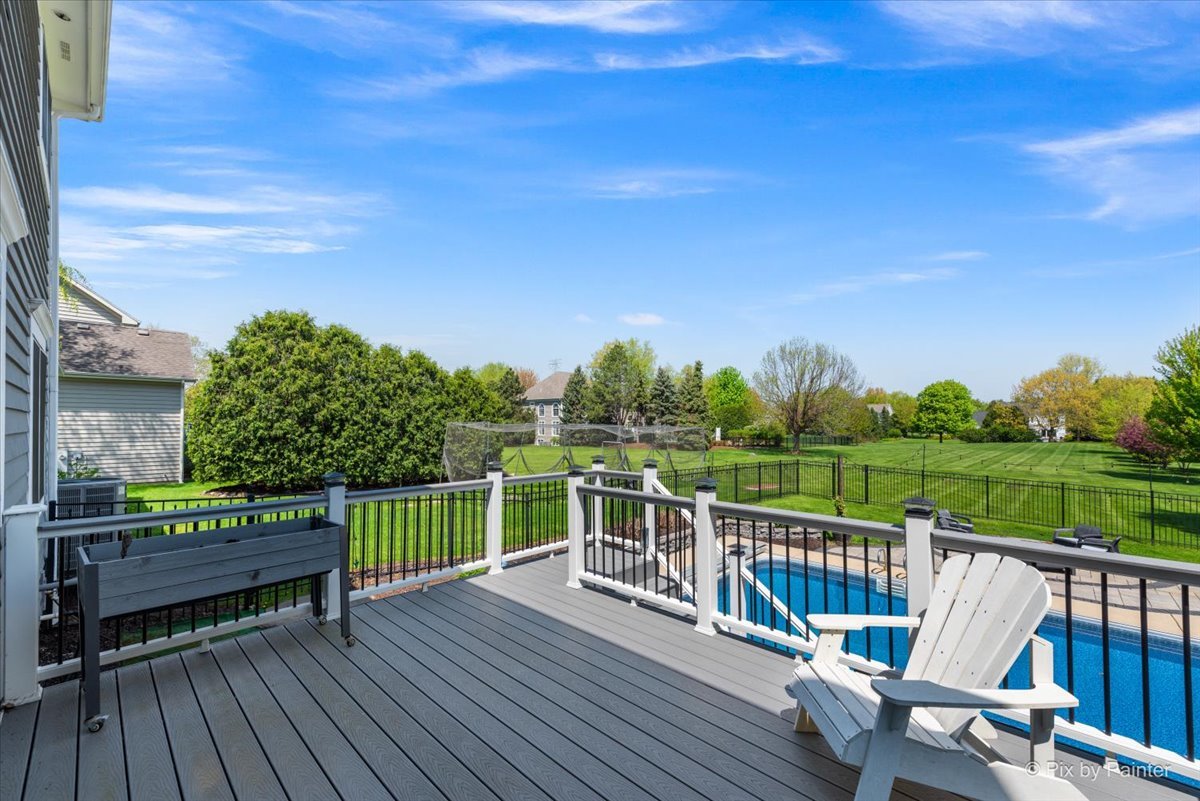 1712 Squirrel Trail Cary, IL 60013 - Photo 40 of 56