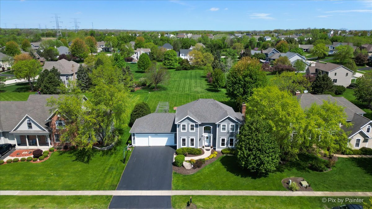 1712 Squirrel Trail Cary, IL 60013 - Photo 4 of 56