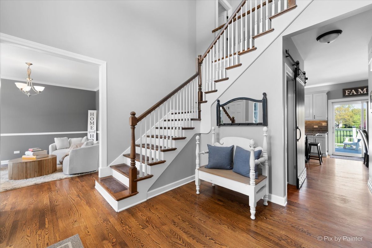 1712 Squirrel Trail Cary, IL 60013 - Photo 7 of 56