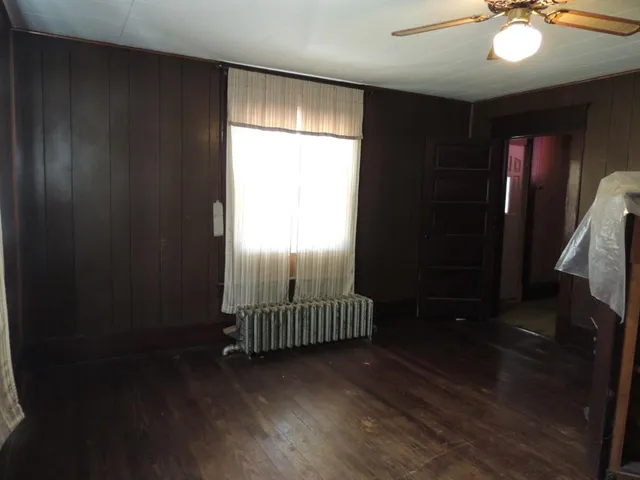 $125,000 | 401 South 3rd Street, Altamont, IL 62411