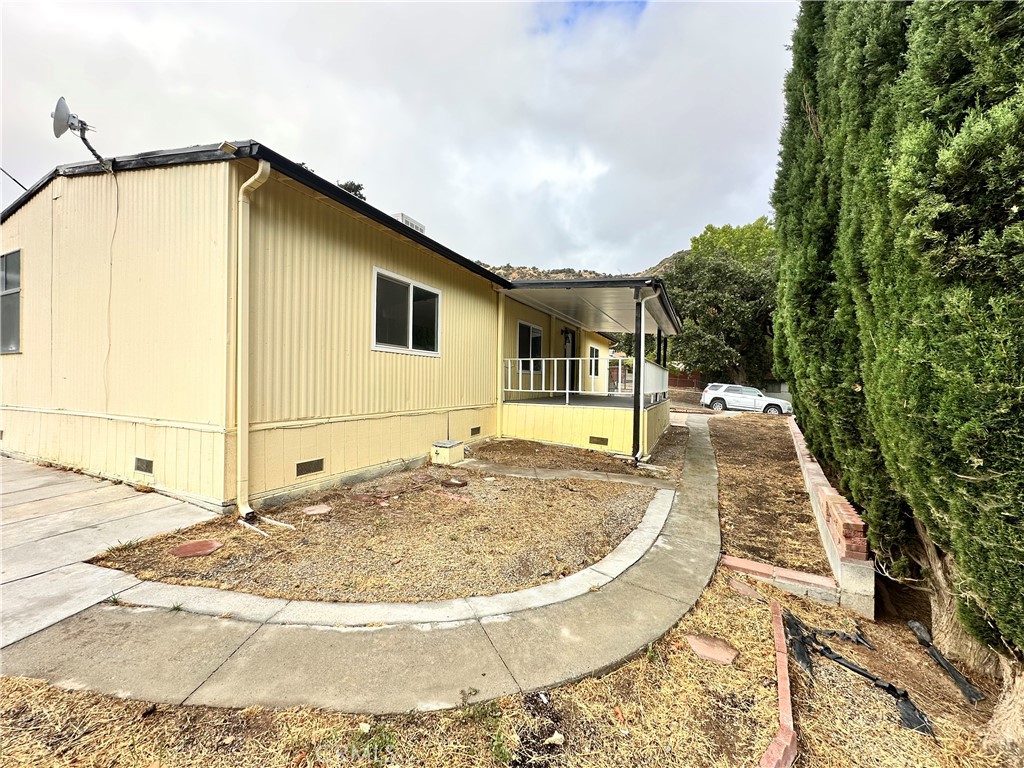908 Louise Way Lebec, CA 93243 - Photo 28 of 32 Side Yard.